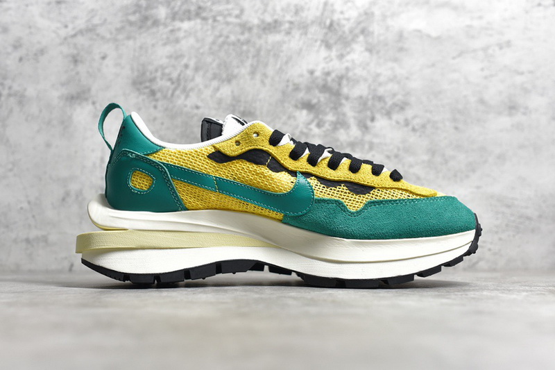 Authentic Sacai x Nike Pegasus VaporFly SP Green/Yellow GS