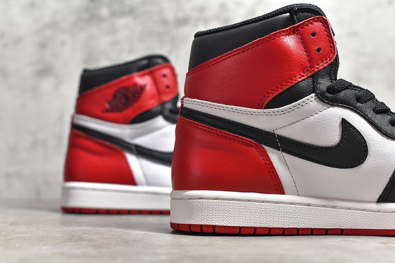 Authentic Air Jordan 1 Black Toe