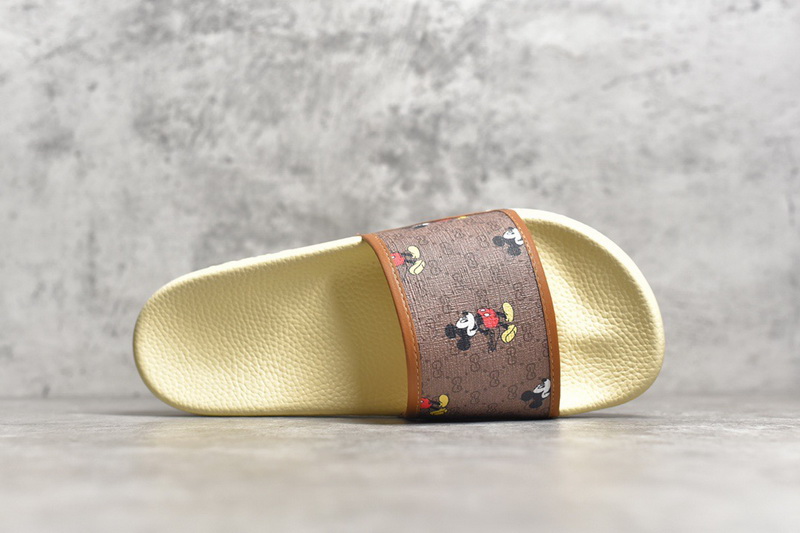 Authentic G Slipper-006