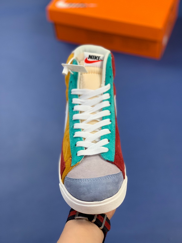 Authentic Nike Blazer Mid 77 Vintage 