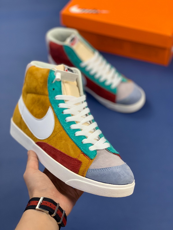 Authentic Nike Blazer Mid 77 Vintage 