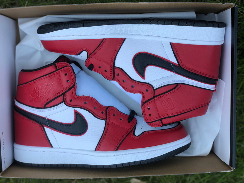 Authentic Air Jordan 1 “Blood Line 2.0”