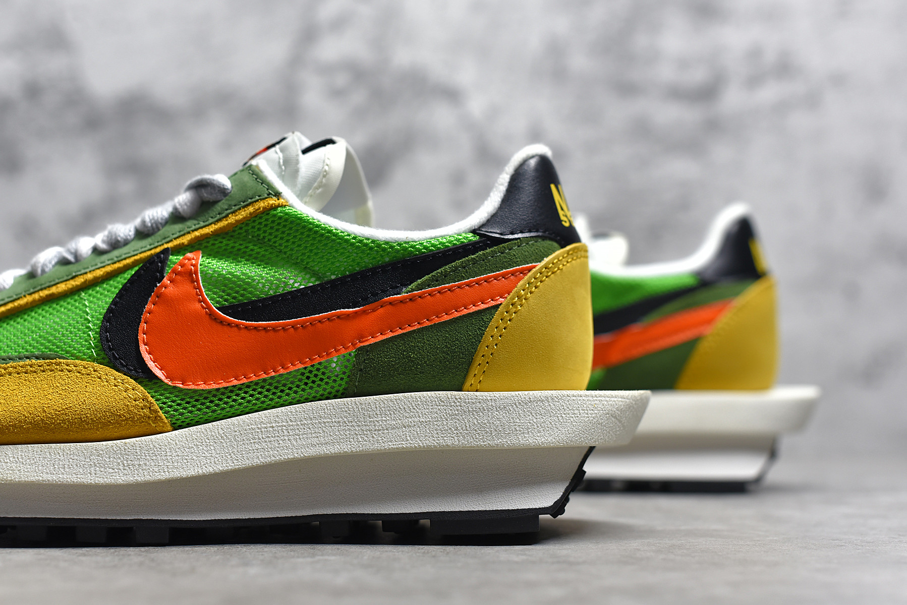 Authentic Sacai x Nike LDV Waffle GS Shoes-002