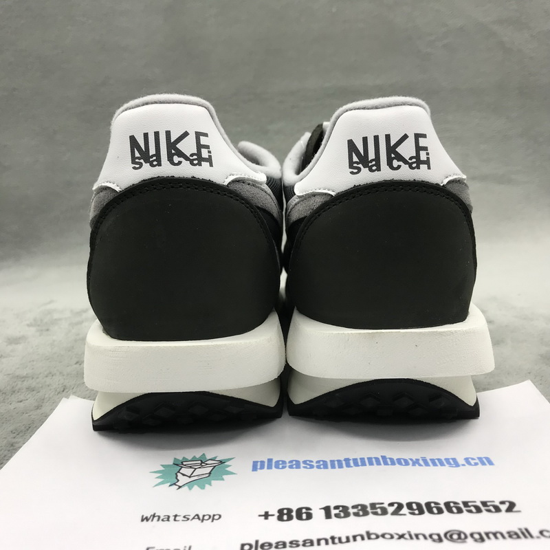 Authentic Sacai x Nike LDFlow Black/White 