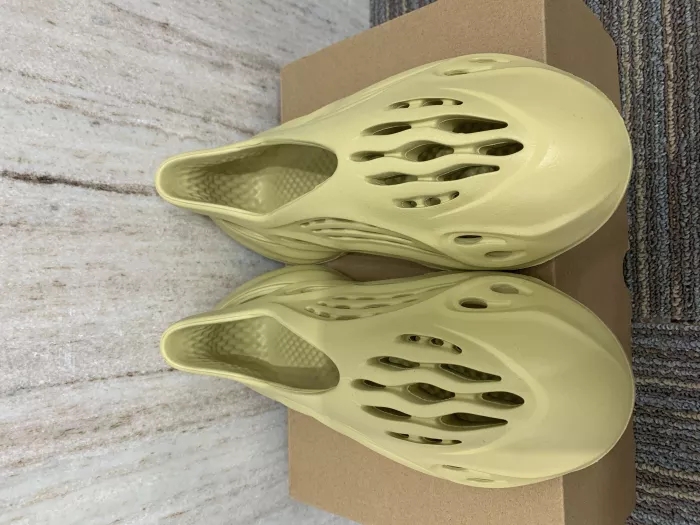 Authentic Yeezy Foam Runner Sulfur