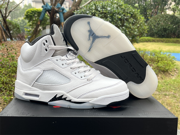 Authentic Air Jordan 5“Reverse Oreo”