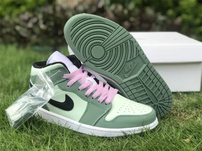 Authentic Air Jordan 1 Mid SE “Dutch Green” GS