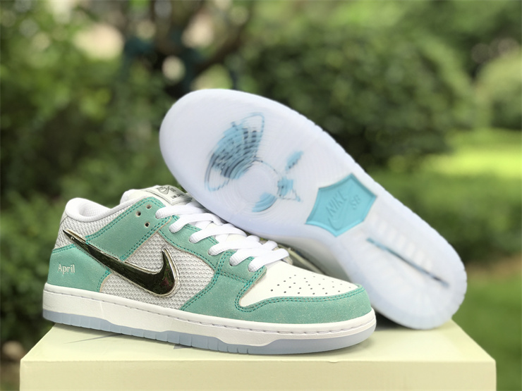 Authentic April Skateboards x Dunk SB Low