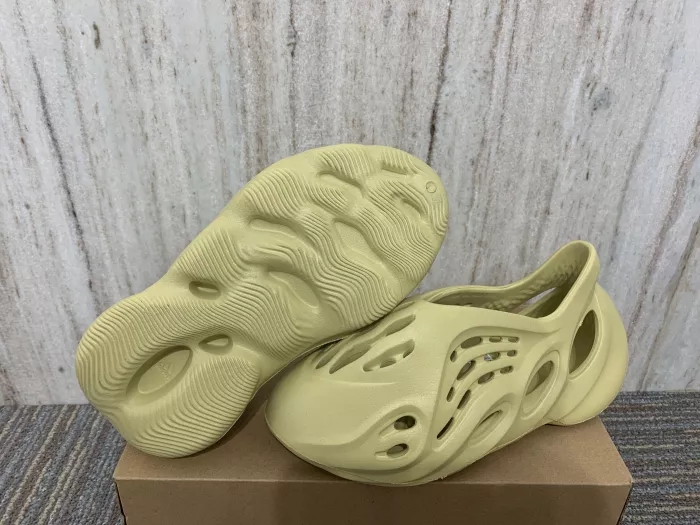 Authentic Yeezy Foam Runner Sulfur