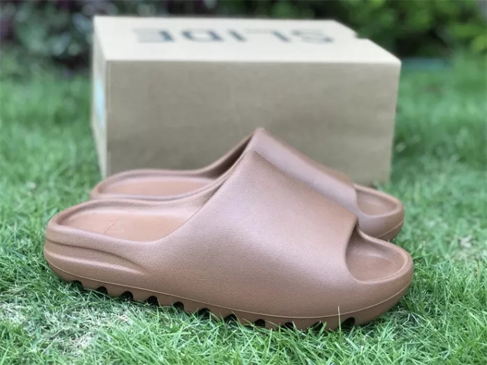 Authentic Yeezy Slide “Flax”