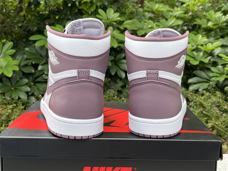 Authentic Air Jordan 1 High OG “Mauve”