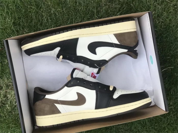 Authentic Travis Scott x Air Jordan 1 Low Dark Mocha