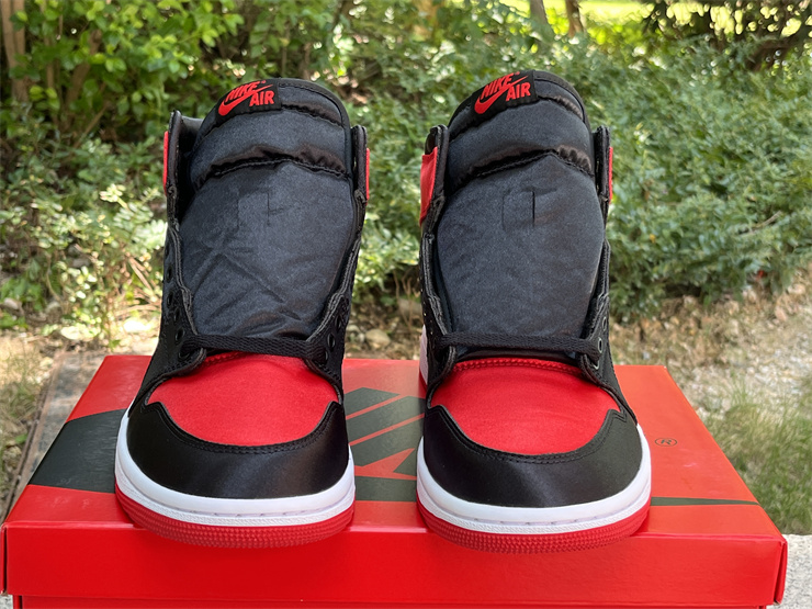 Authentic Air Jordan 1 High OG WMNS “Satin Bred”