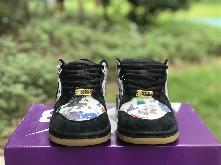 Authentic Supreme x Nike SB Dunk Low “Rammellzee”