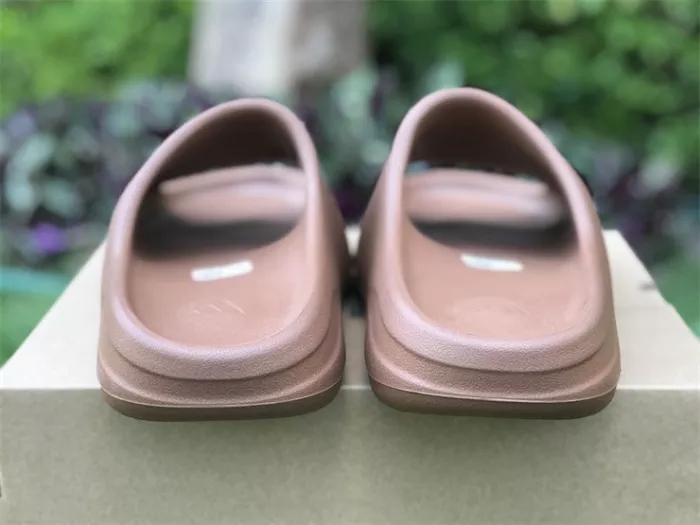 Authentic Yeezy Slide “Flax”