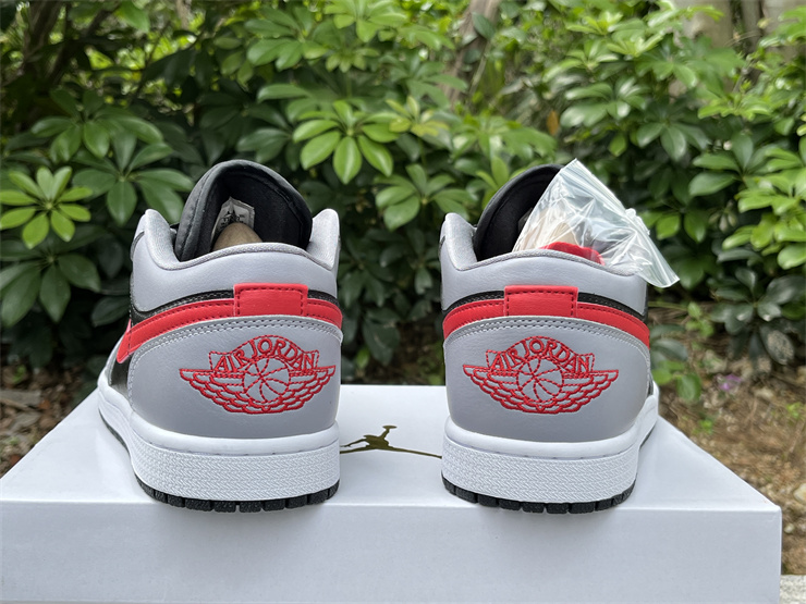 Authentic Air Jordan 1 Low