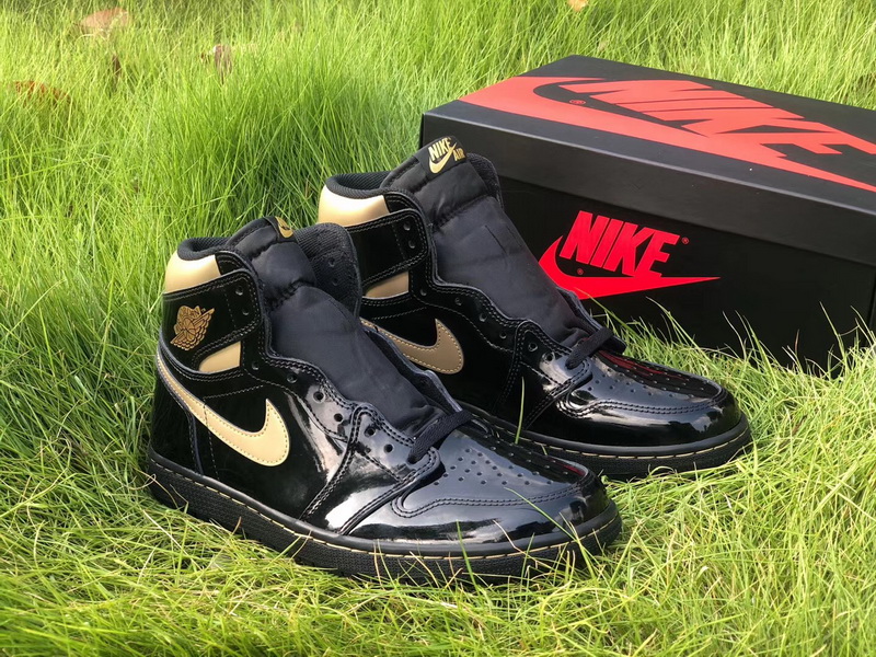 Authentic Air Jordan 1 High “Black Metallic Gold”