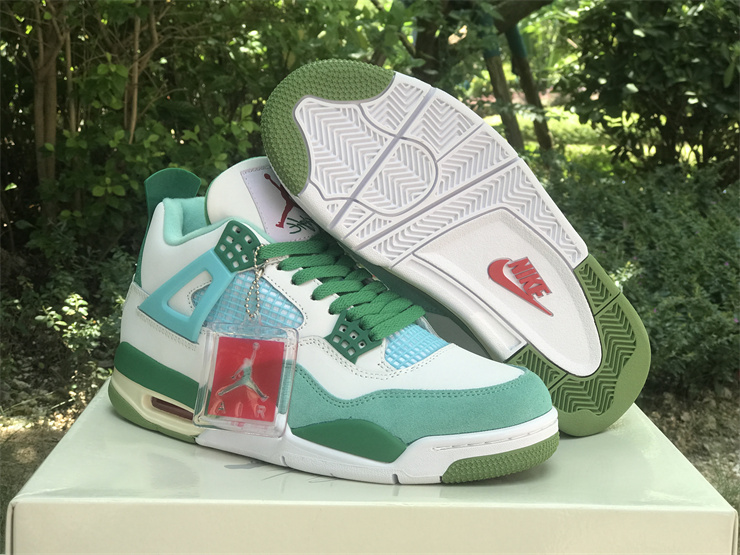 Authentic Air Jordan 4 PE SB