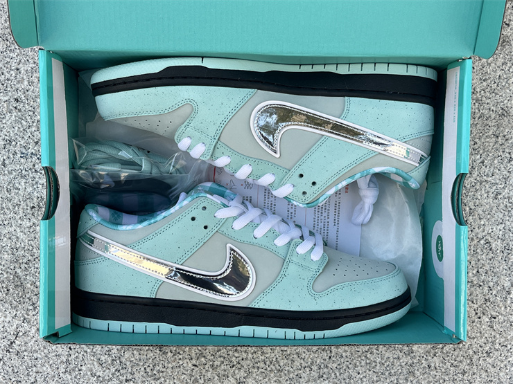 Authentic Concepts x TIFFANY CO. x Nike SB Dunk Low