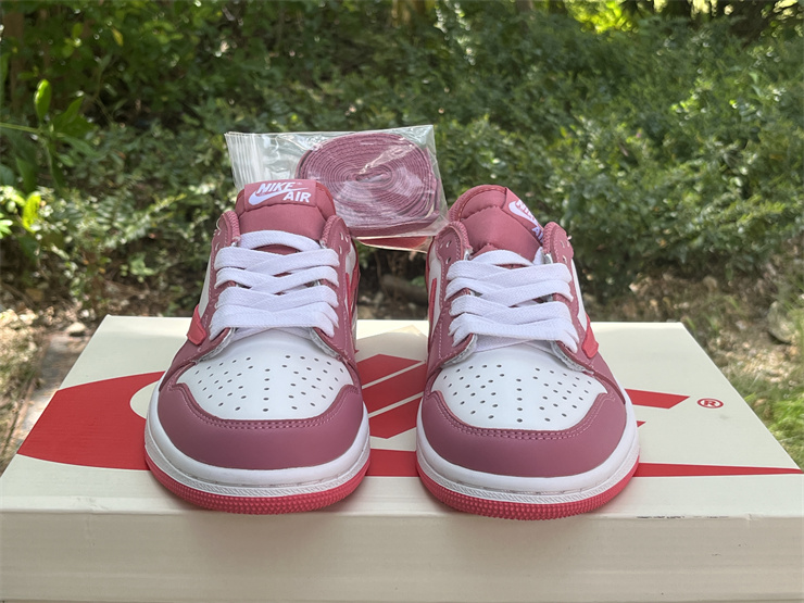 Authentic Travis Scott x Air Jordan 1 Low