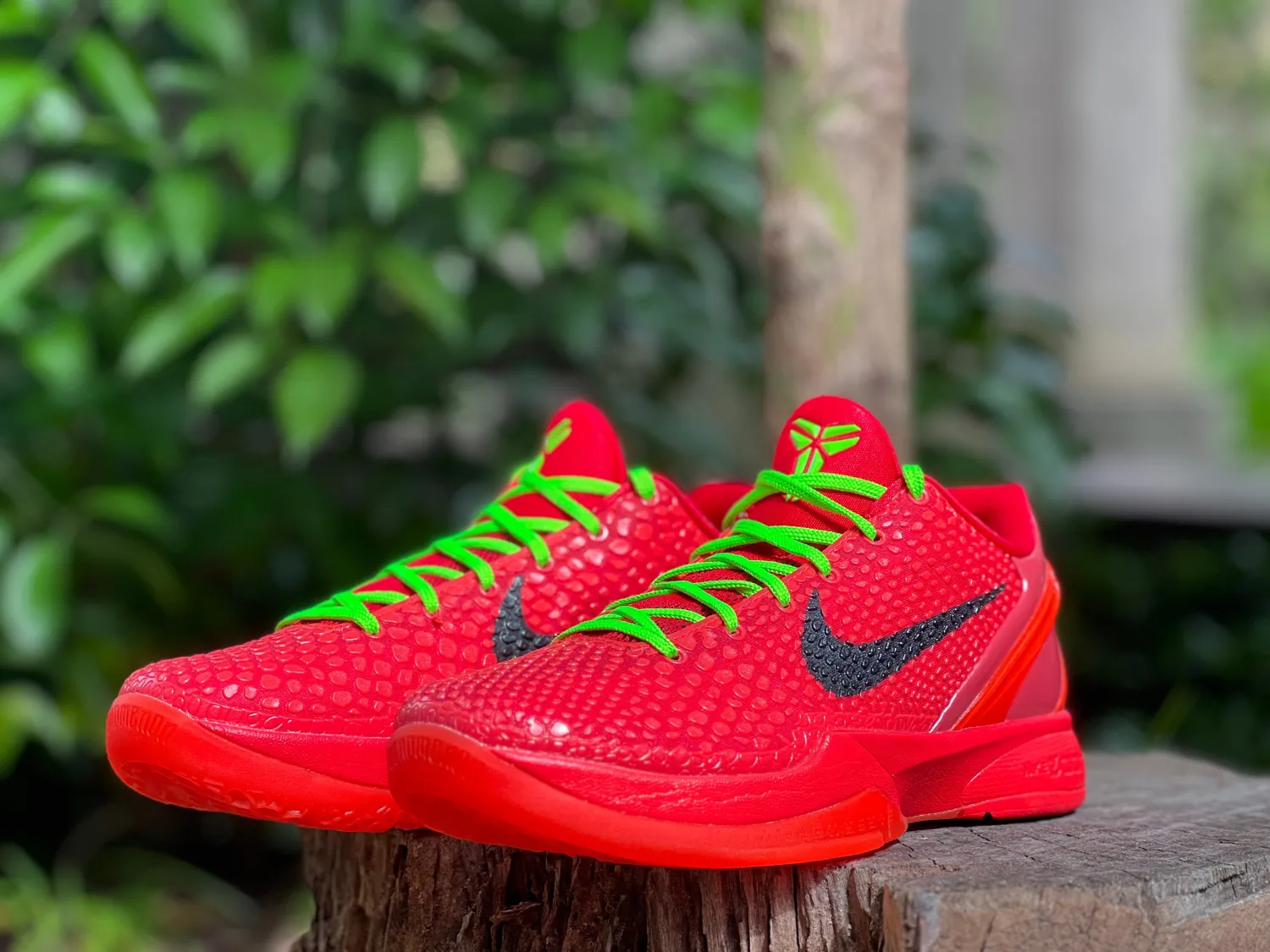 Authentic Nike Kobe 6 Protro “Reverse Grinch”