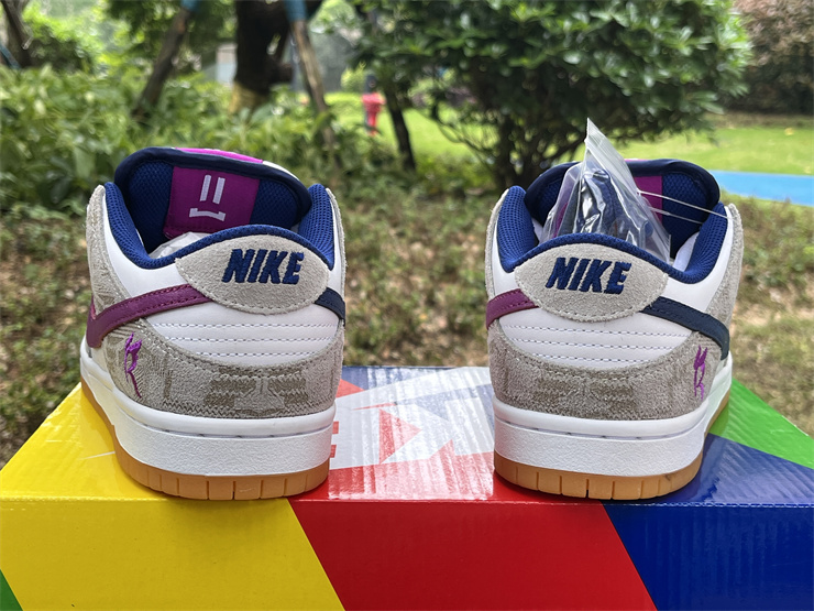 Authentic Rayssa Leal x Nike Dunk SB 