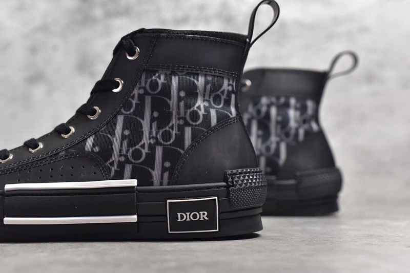 Authentic Dior Oblique High Top Sneakers