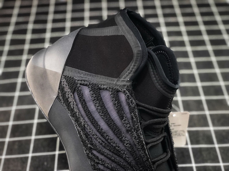 Authentic Yeezy Basketball “Quantum”Boost